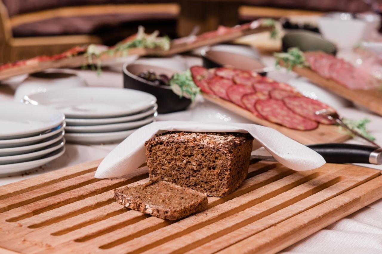Hotel Pinzgauerhof - Inclusive Evening Dinner ザールバッハ・ヒンターグレム エクステリア 写真